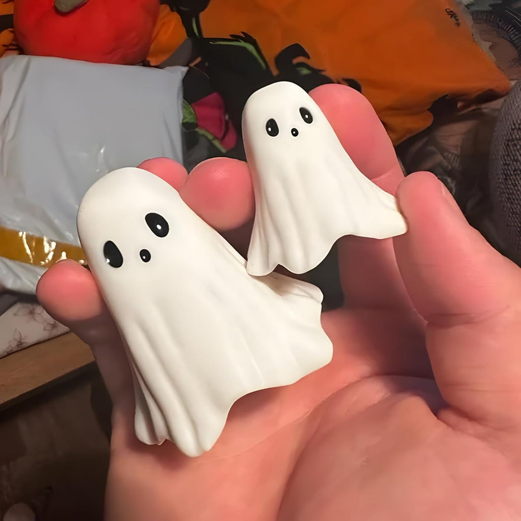 Cute Resin Ghost Figurine – Spooky Shelf & Porch Decor
