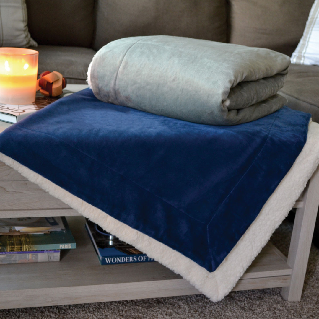 Luxury Sherpa Throw Blanket – Cozy Holiday Gift