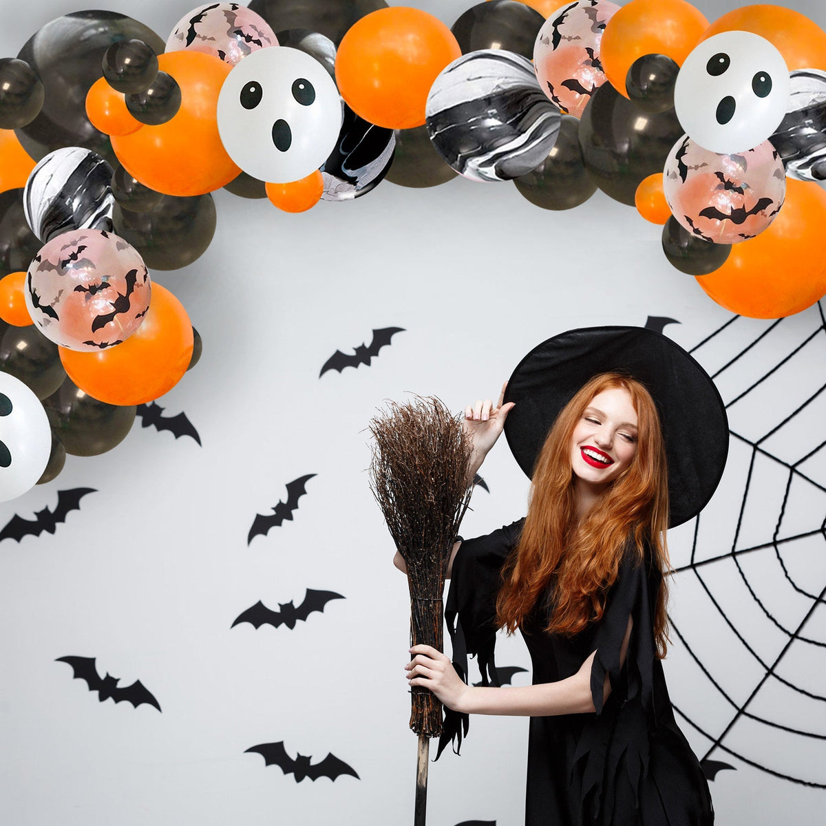 Black & Orange Halloween Balloon Garland Kit – Ghosts & Bats