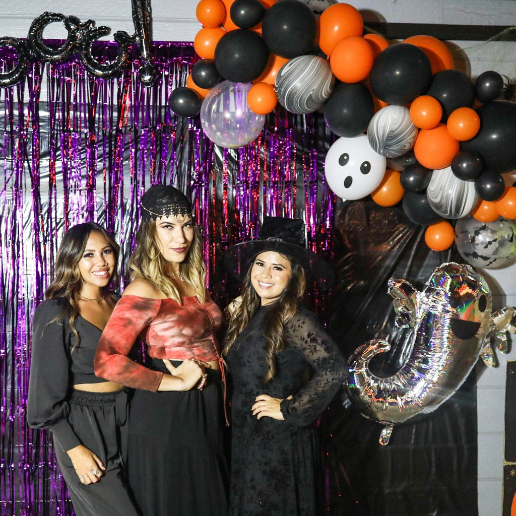 Black & Orange Halloween Balloon Garland Kit – Ghosts & Bats