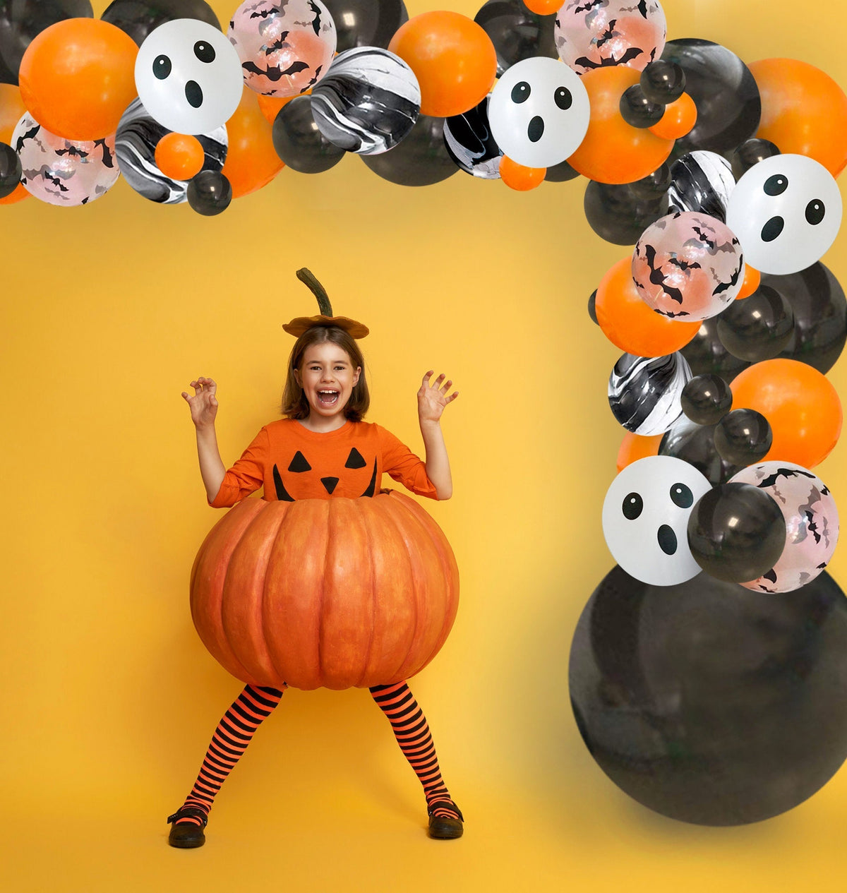 Black & Orange Halloween Balloon Garland Kit – Ghosts & Bats