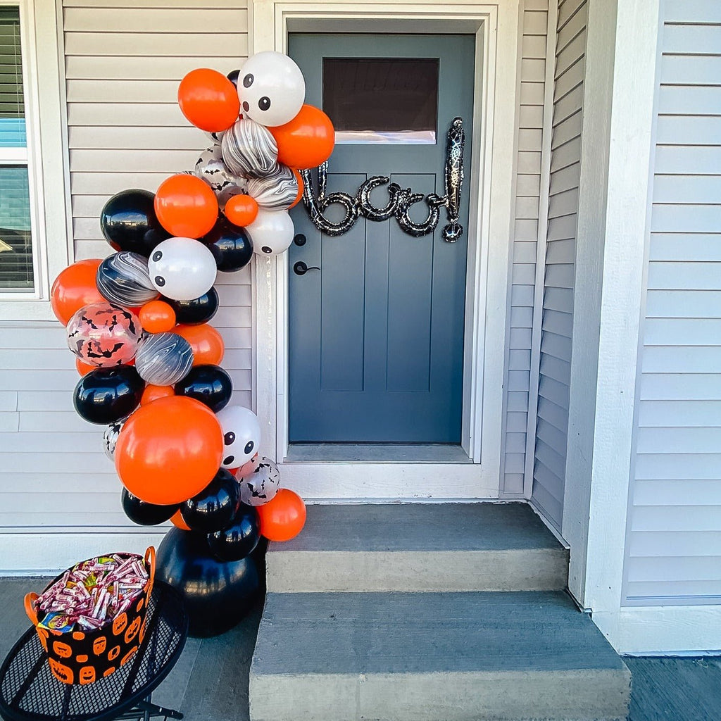 Black & Orange Halloween Balloon Garland Kit – Ghosts & Bats