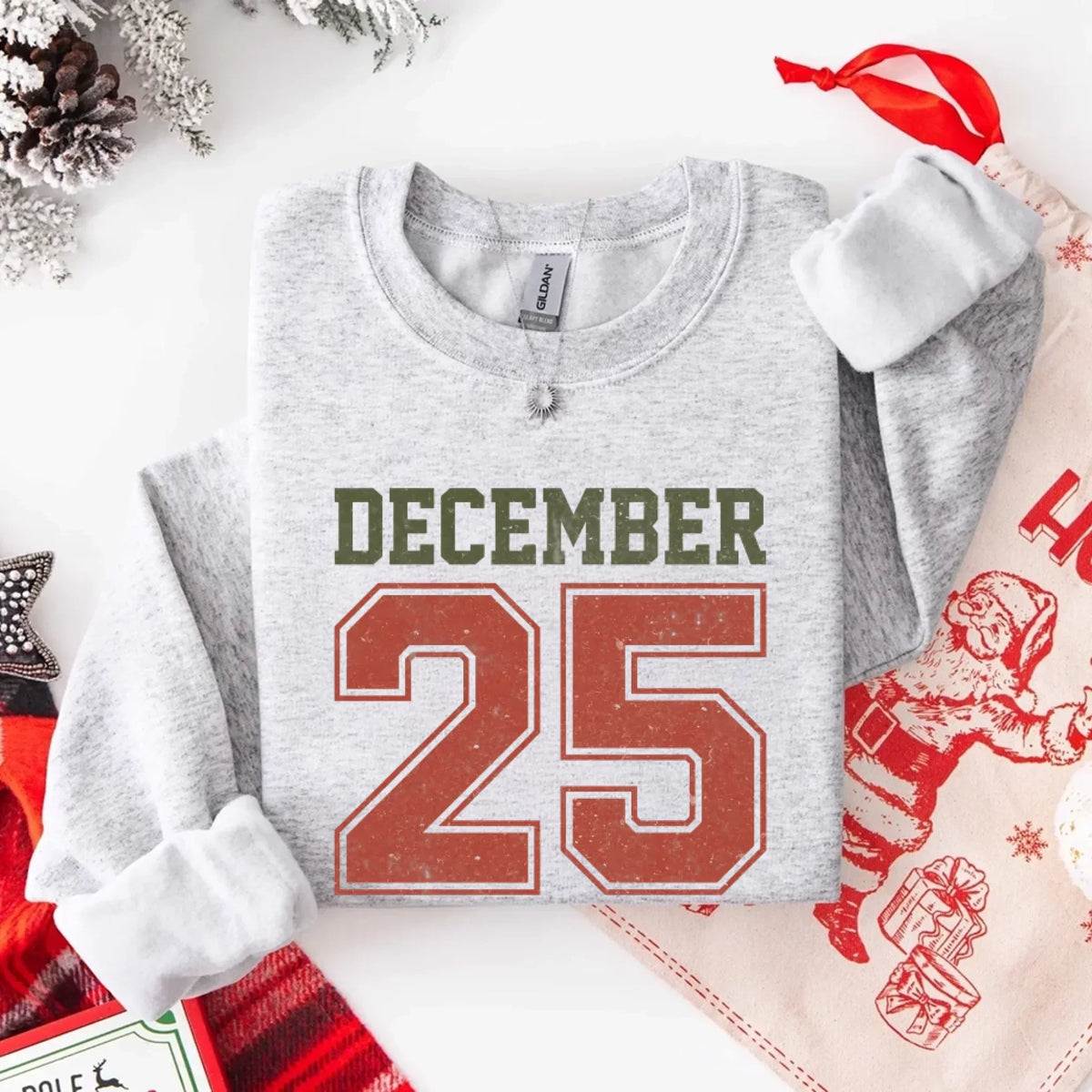 Retro Christmas DECEMBER 25 Sweatshirt Festive Holiday Sweater